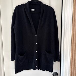 Beryll 100% cashmere Classic Black Women's Cardigan Sweater with buttons